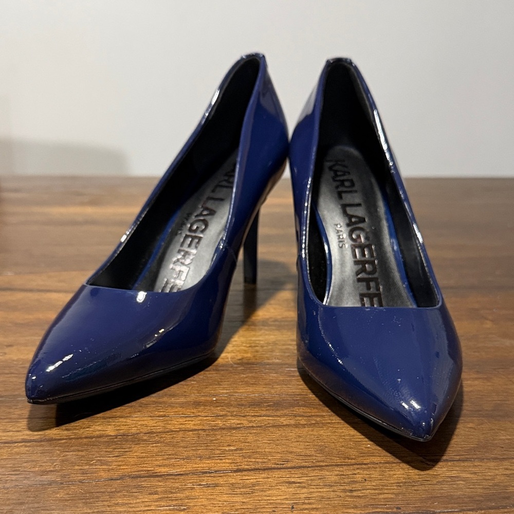Karl Lagerfeld Rosana Navy Patent Pointed-Toe Pumps